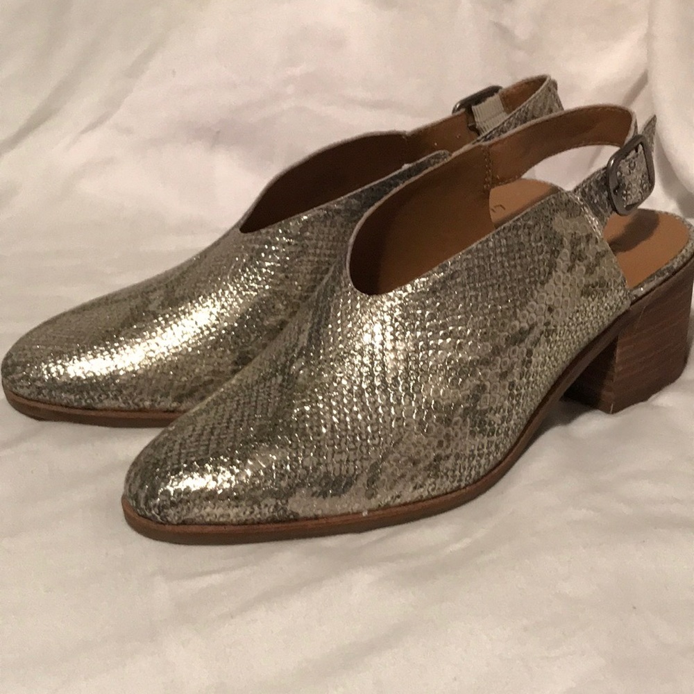 - Lucky Brand Snakeskin Lideton Slingback